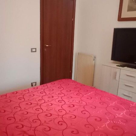 Appartamento Giusy Ventimiglia Luaran gambar