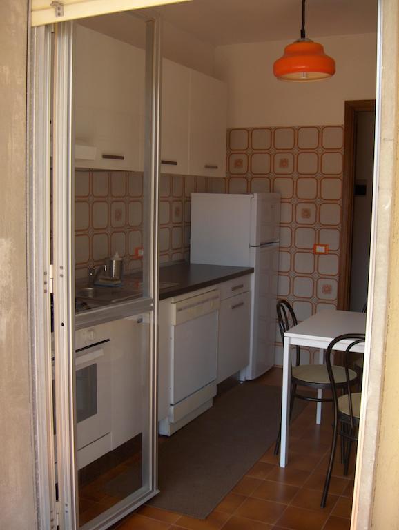 Appartamento Giusy Ventimiglia Luaran gambar